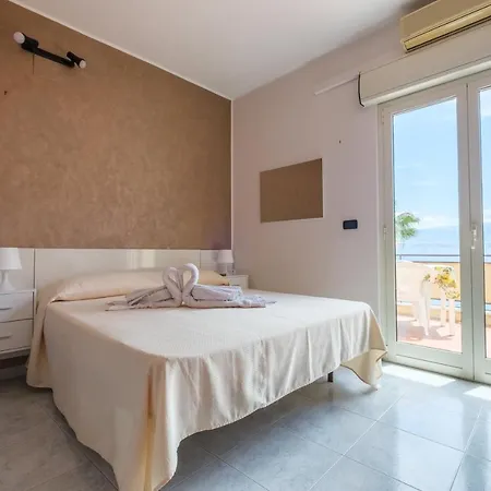 Apartamento Blue Paradise 2 *
